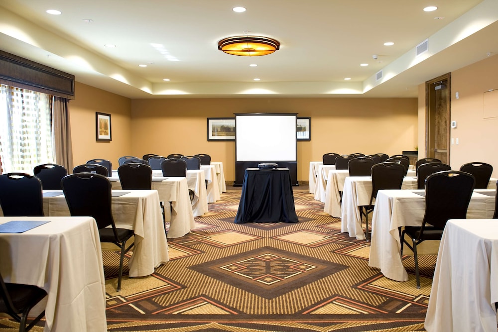 Homewood Suites by Hilton Bozeman - photo 31