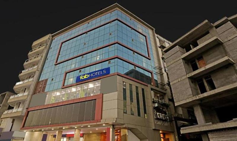FabHotel The Golf Inn — Noida — photo 5