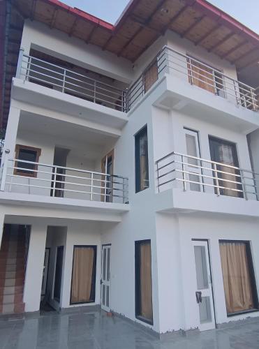 Birchwood comfort stay in Ramgarh, India