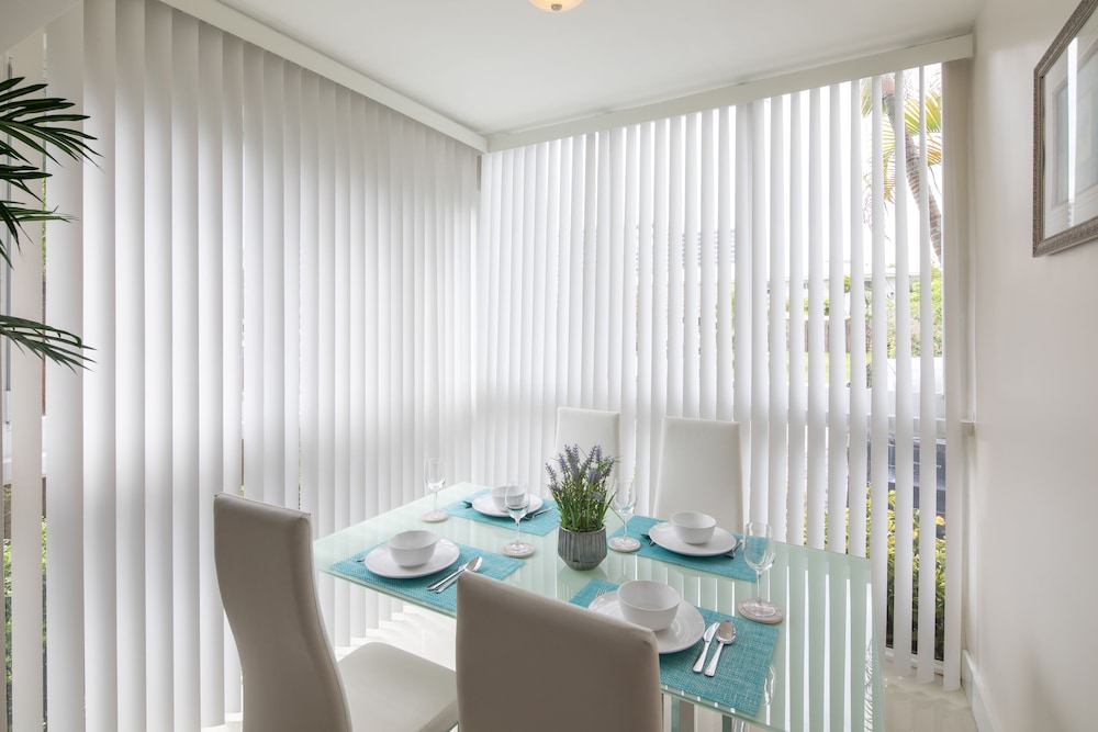 Pompano Suites by the Beach - photo 25