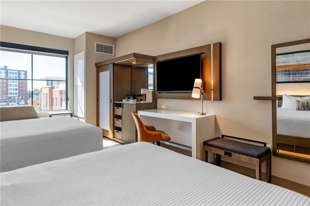 Cambria Hotel New Haven University Area - photo 18