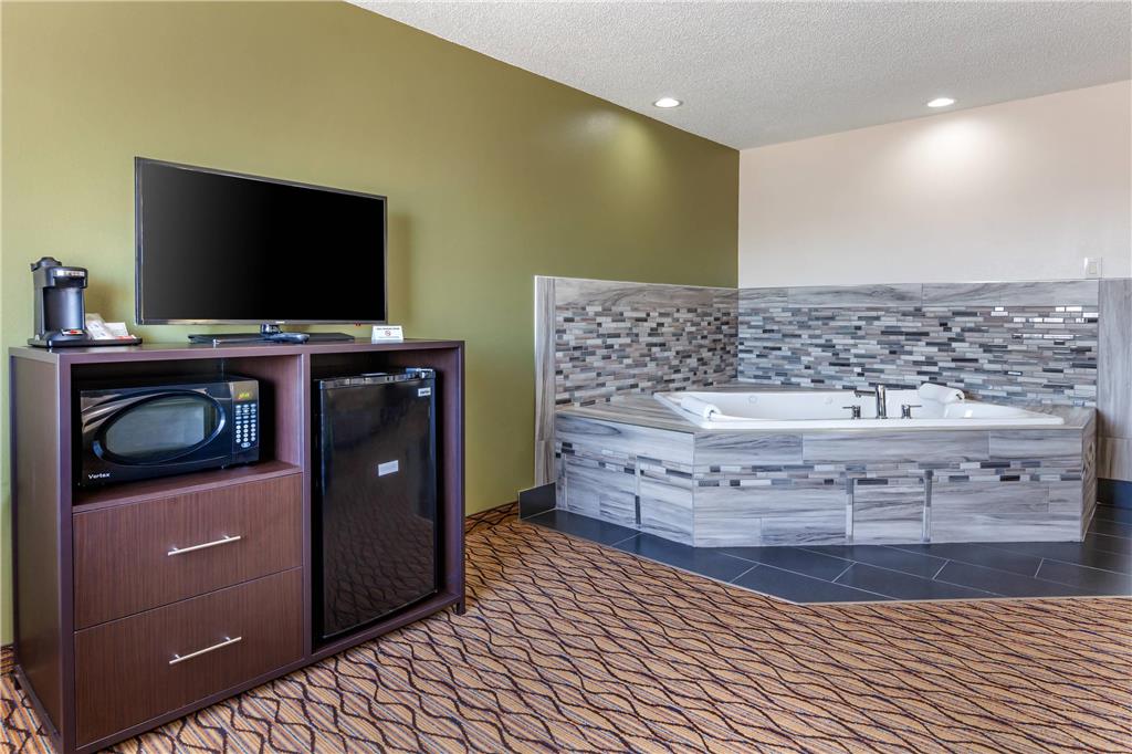 Quality Inn New London - photo 26