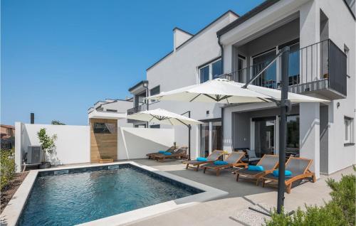 4 Bedroom Stunning Home In Nova Vas — 5-Star Luxury Hotel in Porec, Croatia