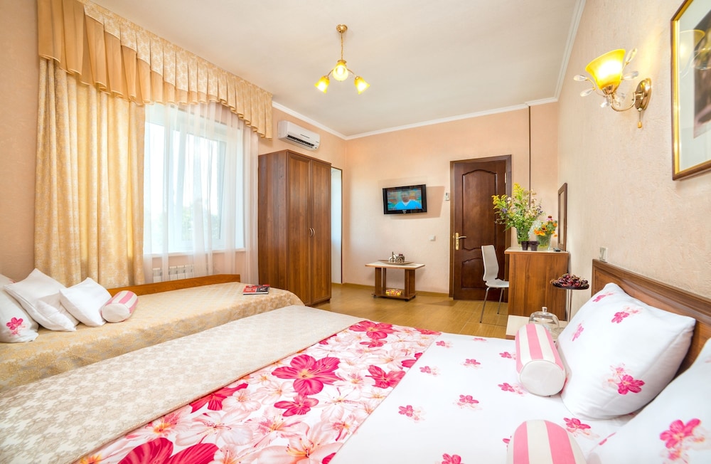 Milotel M — Anapa — photo 5