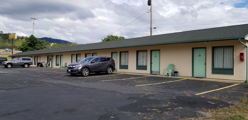 Quick Stop Motel - photo 2