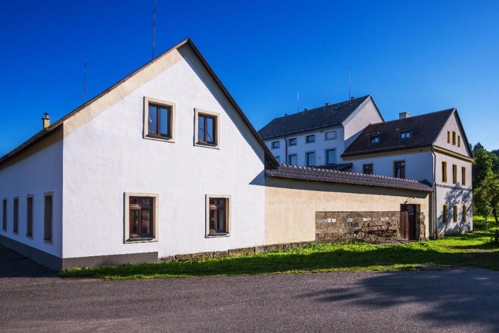 Historická budova Třebovský mlýn v Dlouhé Třebové pet-friendly hotel Dlouha Trebova