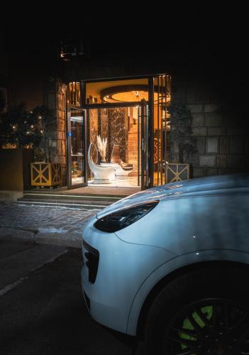 Hidden Bank: Digger's Dream — 4-Star Luxury Hotel in Plovdiv, Bulgaria