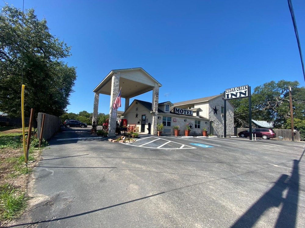 Cedar Creek Inn - photo 46