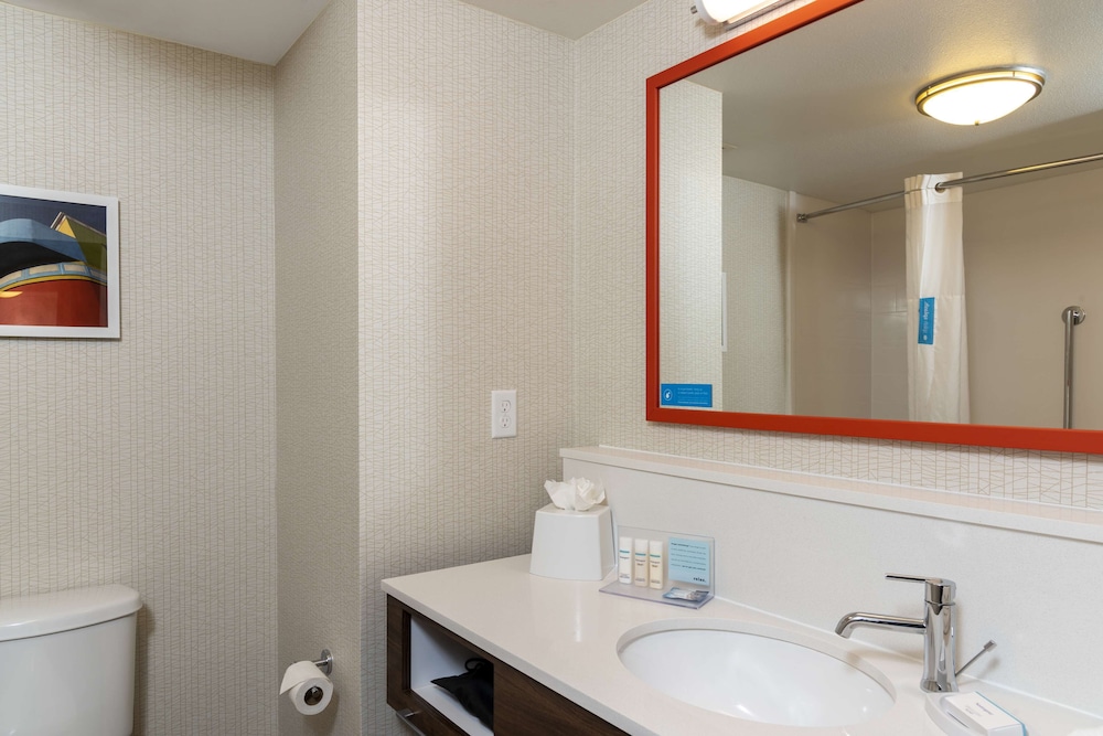 Hampton Inn & Suites Fort Myers Colonial Blvd - photo 29