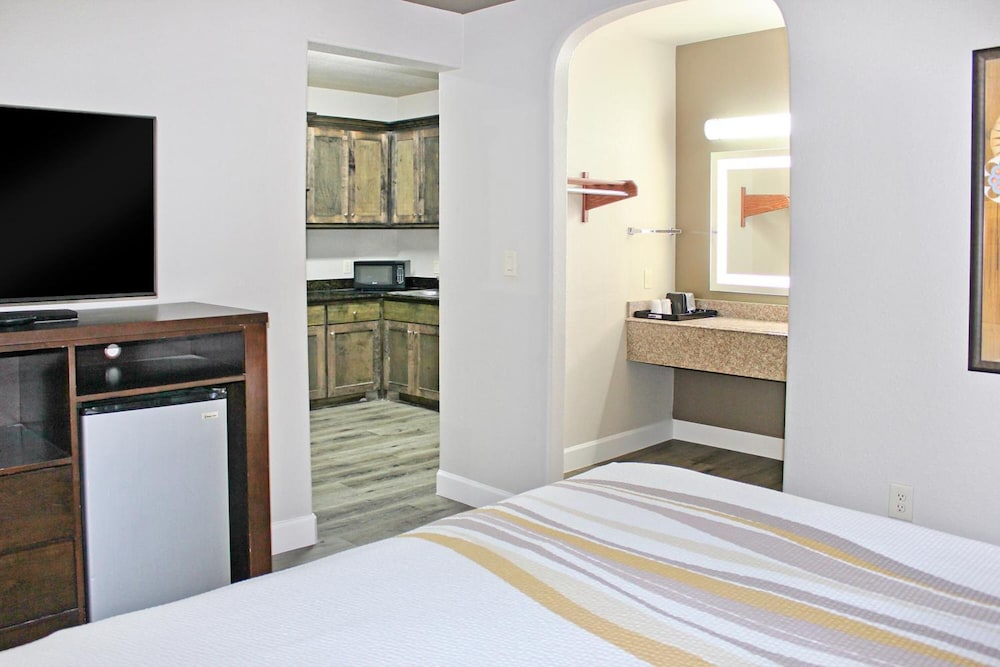Palacio Royale Inn Houston NW Beltway 8 - photo 10