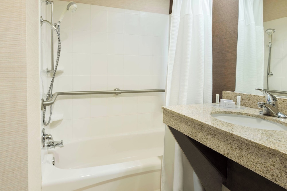 Fairfield Inn & Suites by Marriott Springdale - photo 20