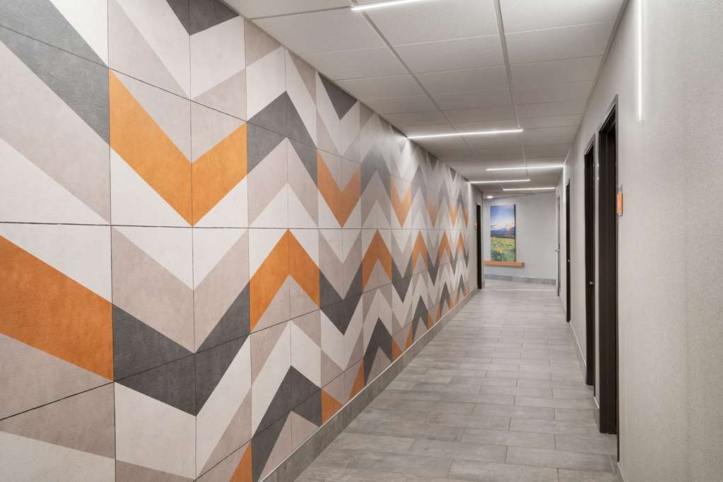 La Quinta Inn & Suites by Wyndham Springfield - photo 43