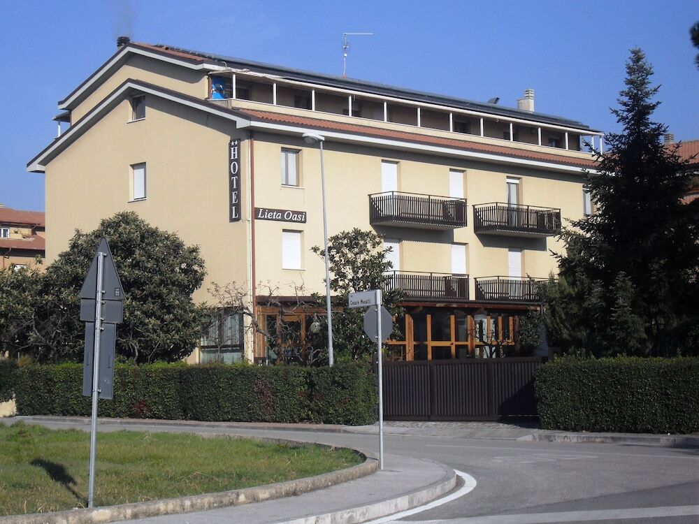 Hotel Lieta Oasi — hotel in Santa Maria Degli Angeli