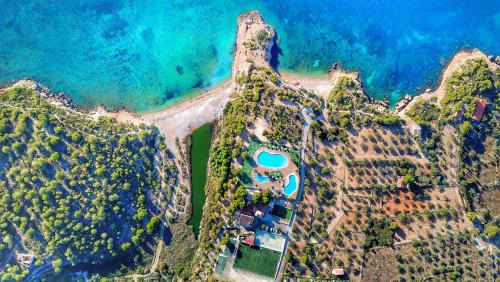 Camping Ametlla — 4-Star Luxury Hotel in L'ametlla De Mar, Spain