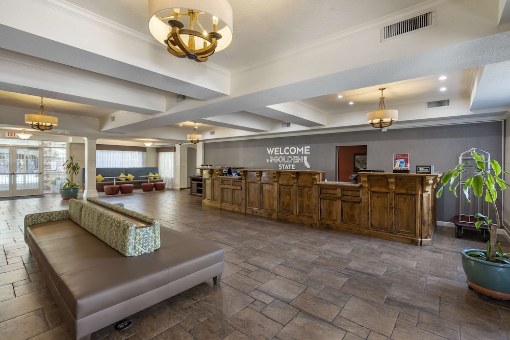 Hampton Inn Ukiah CA - photo 5
