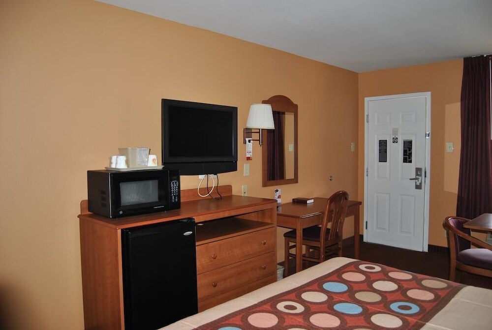 Sky Palace Inn and Suites Laredo - photo 14