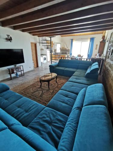 Casa Marianna Elegante Loft in Stile Siciliano — 4-Star Luxury Hotel in Porto Empedocle, Italy
