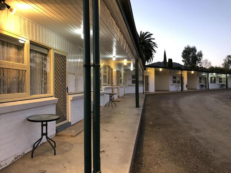 Green Door Motel — Lavington — photo 4