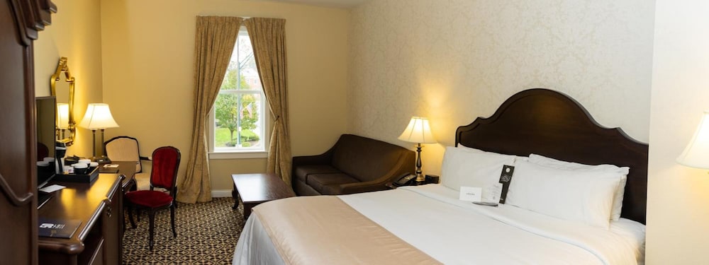The Mount Vernon Grand Hotel - photo 9