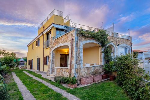 Villa Baia Caddinas — 4-Star Luxury Hotel in Golfo Aranci, Italy