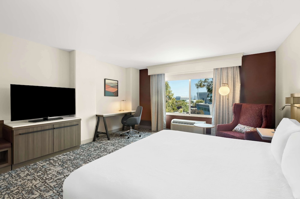 Hilton Garden Inn San Mateo - photo 21