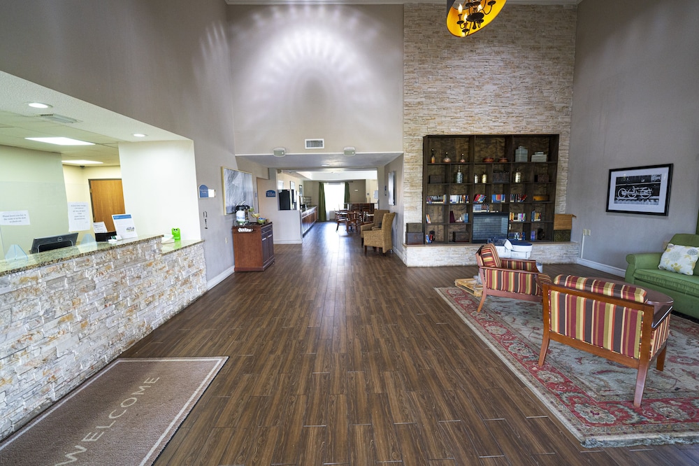 Quality Inn & Suites Monroeville South — hotel in Monroeville