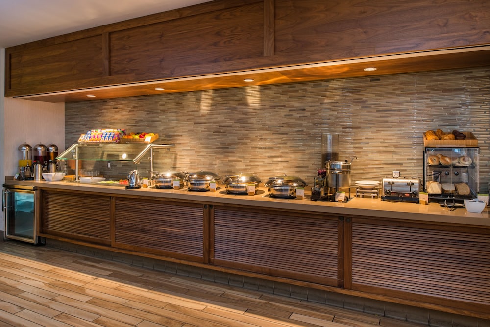 DoubleTree by Hilton LAX El Segundo - photo 38
