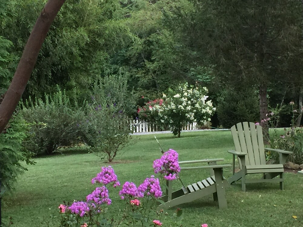 The Reynolds Mansion - photo 40