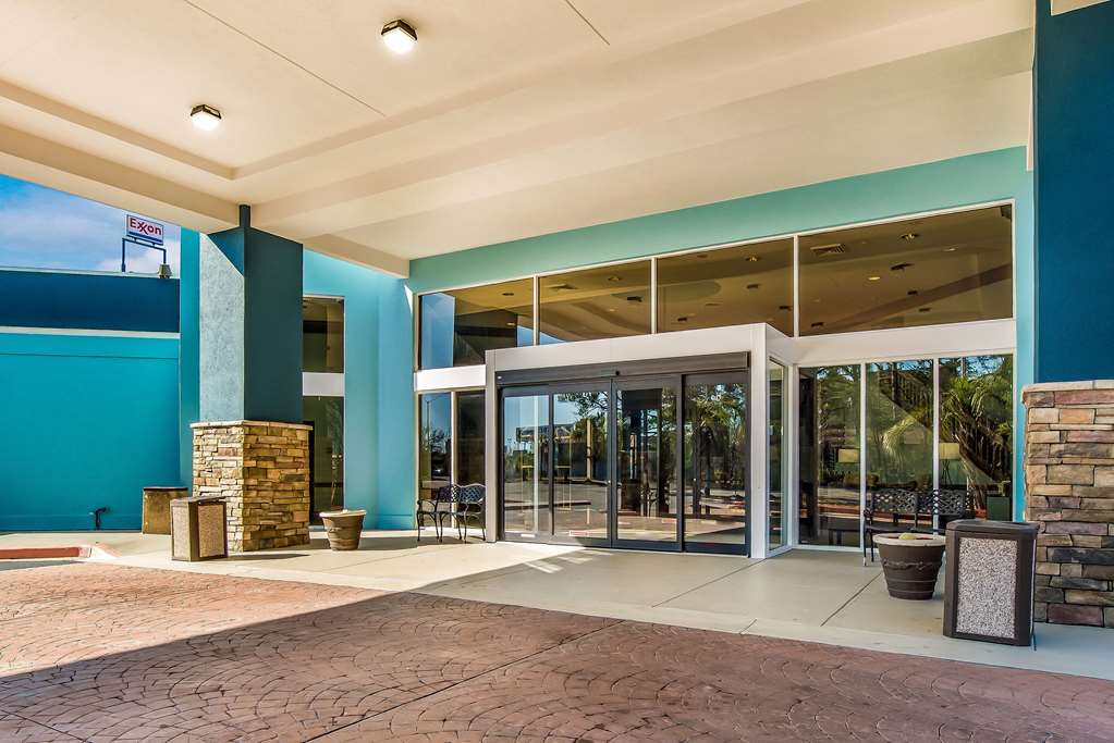 Clarion Inn & Suites Florence Darlington - photo 6