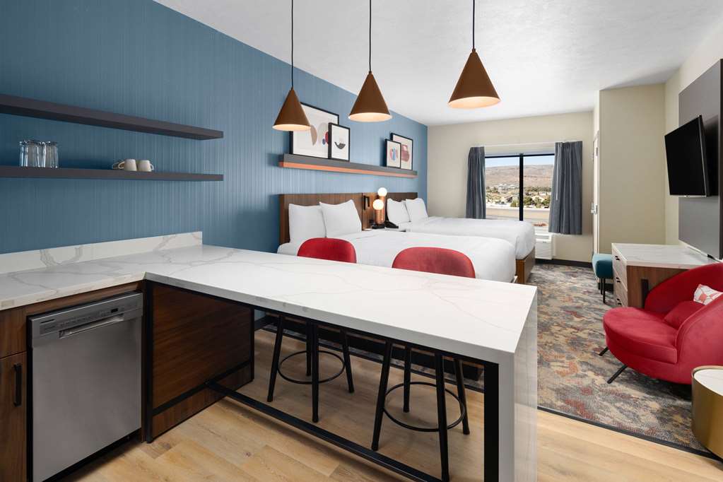 Hawthorn Extended Stay By Wyndham Kingman - photo 10