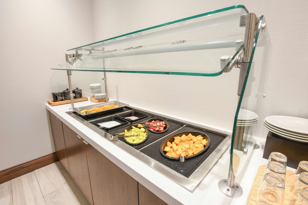 Hilton Garden Inn Cincinnati Midtown - photo 40