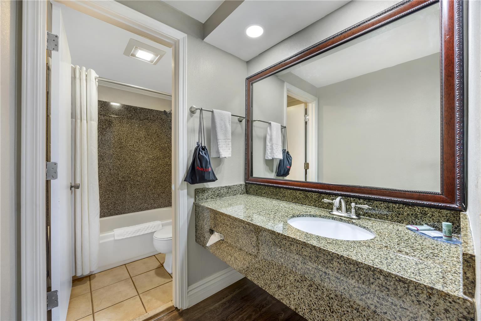 Best Western Pier Point Inn - photo 51