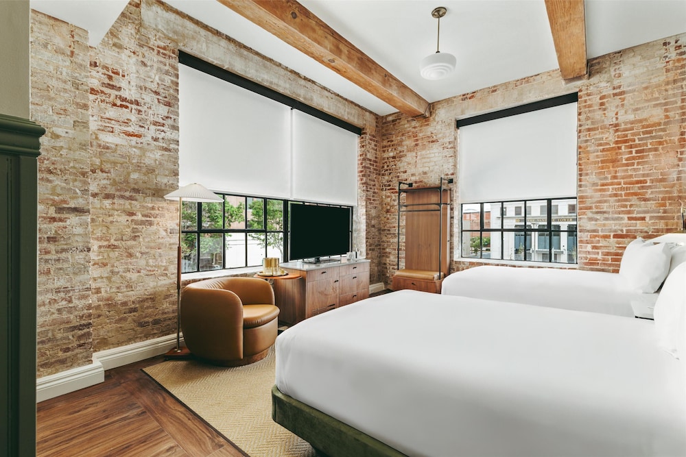 The Hotel Monroe Tapestry Collection by Hilton - photo 4