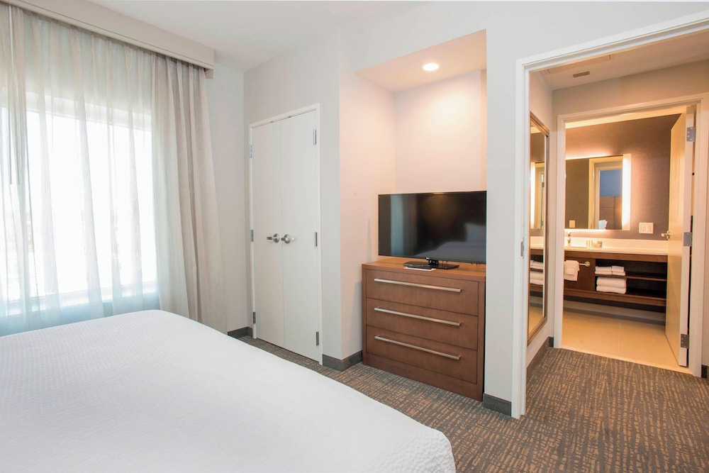 Residence Inn by Marriott Cincinnati Midtown Rookwood - photo 6