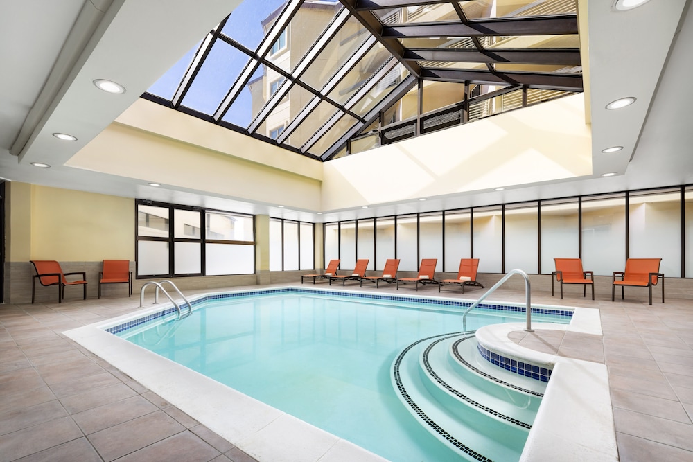 Elevation Hotel & Spa - photo 40