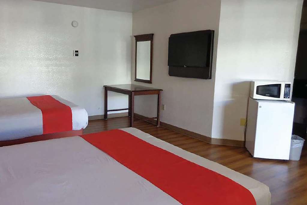 Super 8 by Wyndham Dunnigan - photo 3