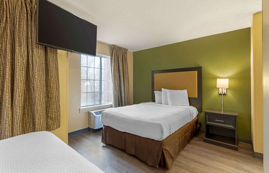 Extended Stay America Select Suites St. Louis Airport Central - photo 18