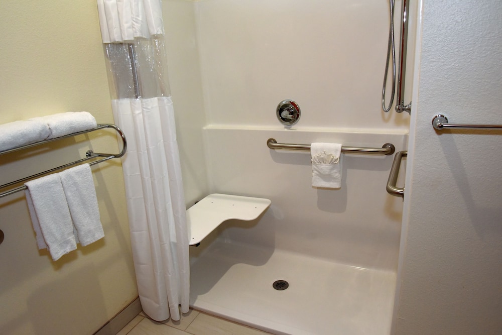 Home Away Suites - photo 26