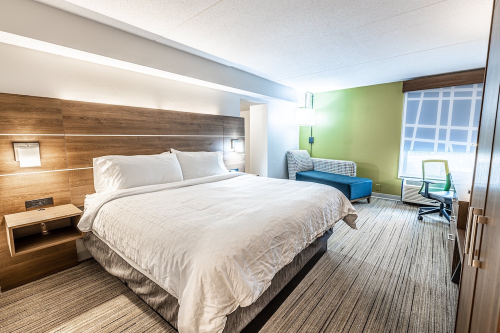 Holiday Inn Express Indianapolis South by IHG - photo 18