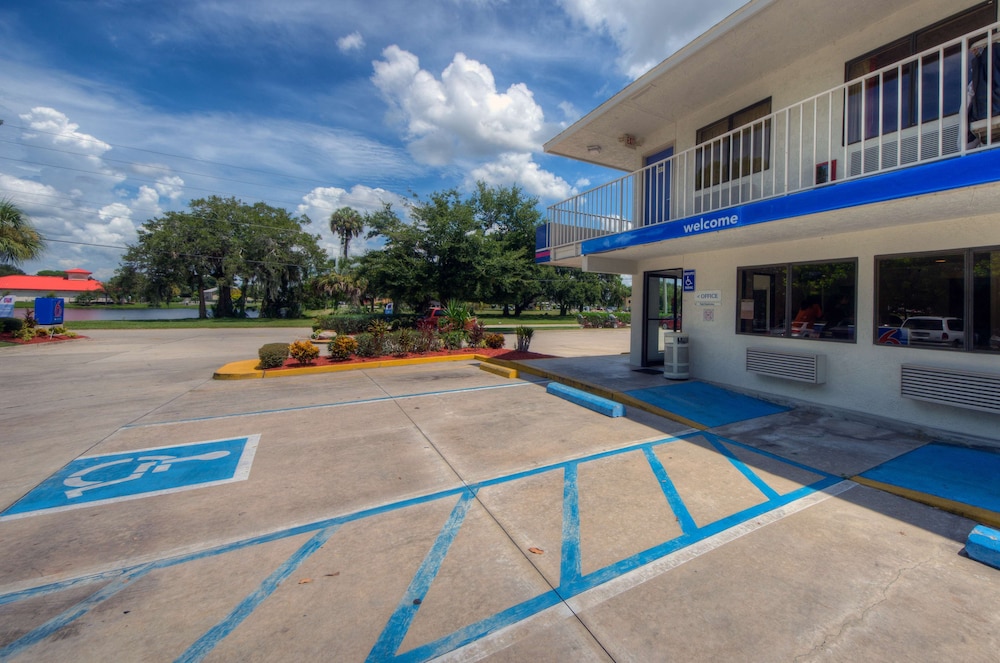 Motel 6 Bradenton FL - photo 33