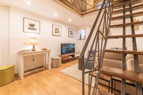Campo De' Fiori 35 FromhometoRome — 4-Star Luxury Hotel in Rome, Italy