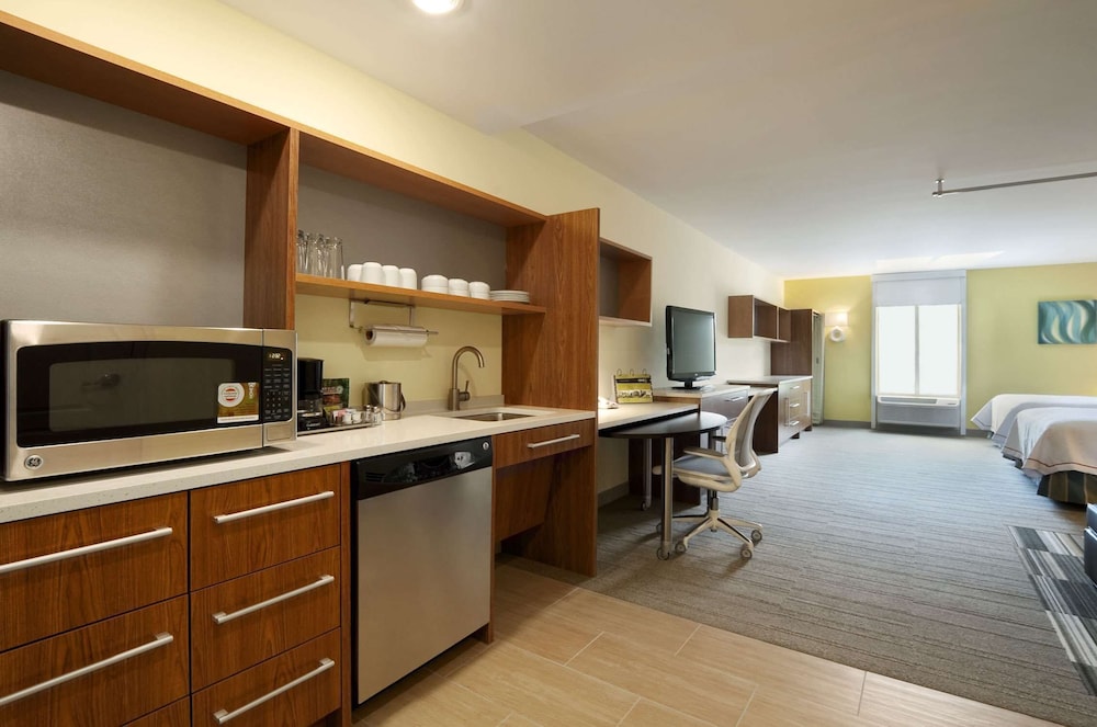 Home2 Suites by Hilton Biloxi North D'Iberville - photo 14