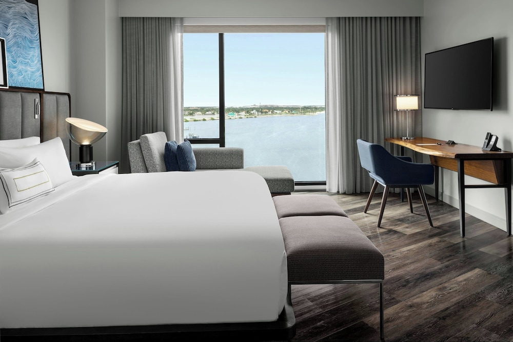 The Current Hotel Autograph Collection - photo 20