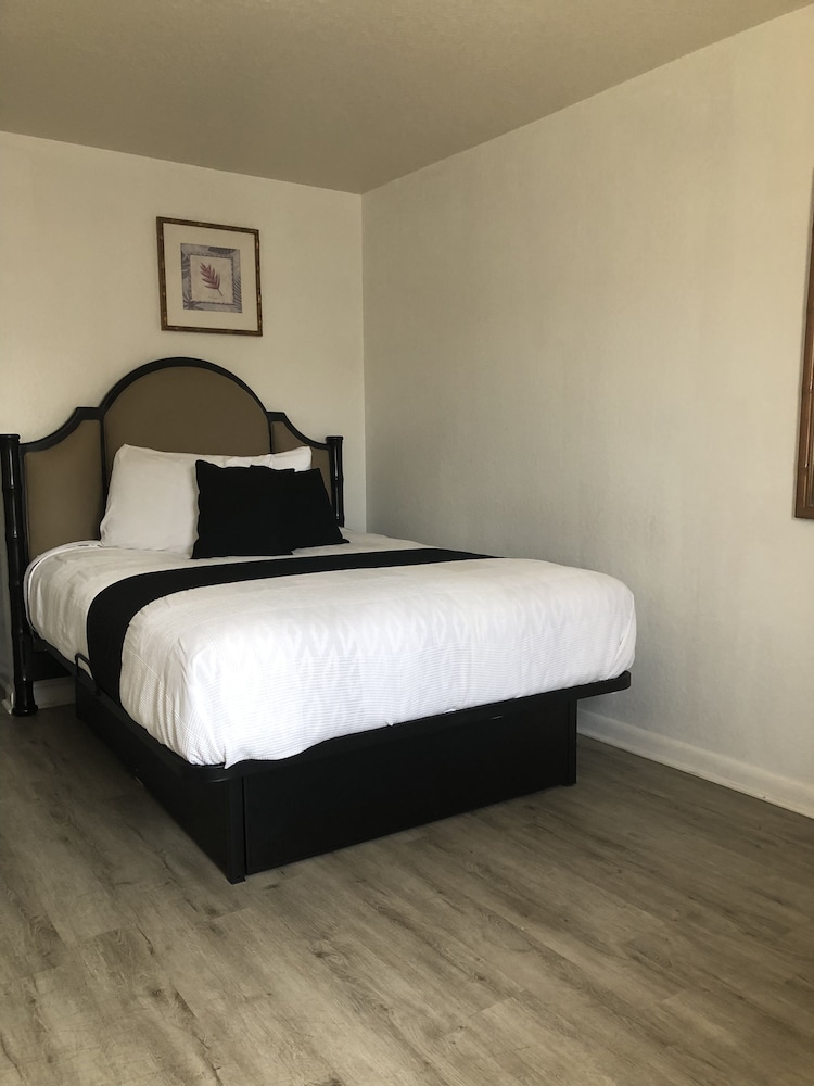 Holiday Isles Resort - photo 15