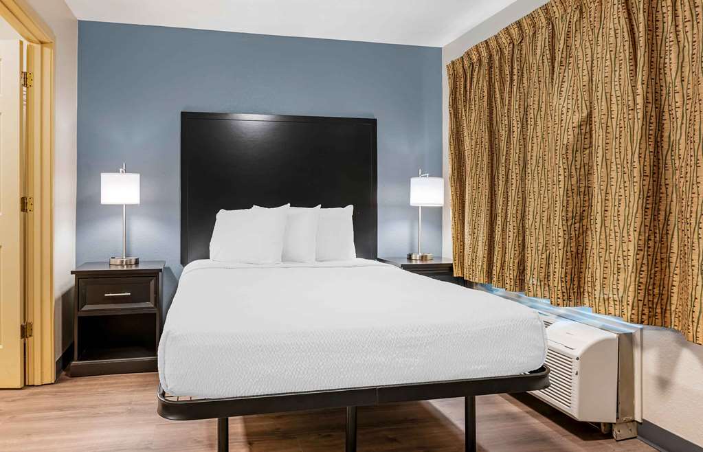 Extended Stay America Suites Cincinnati Blue Ash Reed Hartma - photo 49