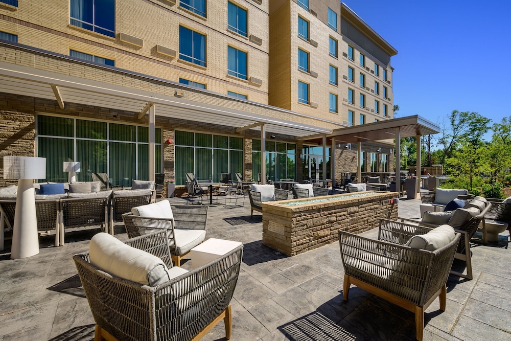 Courtyard by Marriott Raleigh Cary Crossroads - photo 41