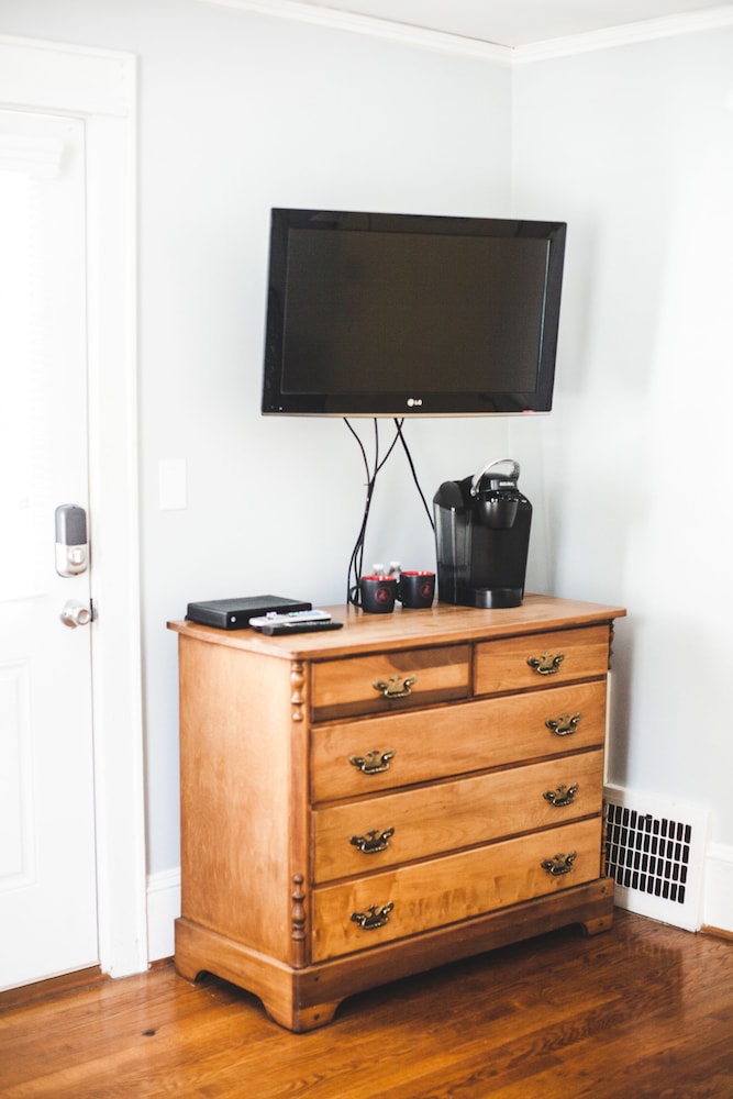 Swamp Rabbit Inn Travelers Rest - photo 25