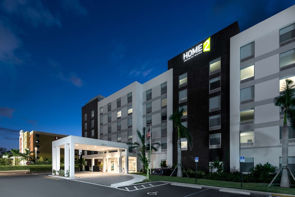 Home2 Suites by Hilton Ft. Lauderdale Airport Cruise Port - photo 35