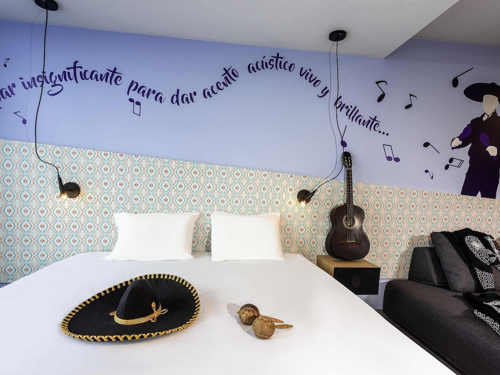 ibis Styles Merida Galerias