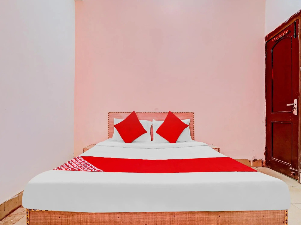 Capital O 70750 Blue Stone in Ghaziabad, India